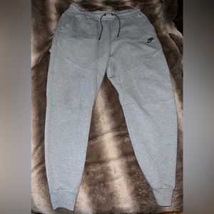Large Nike Tech Pants
